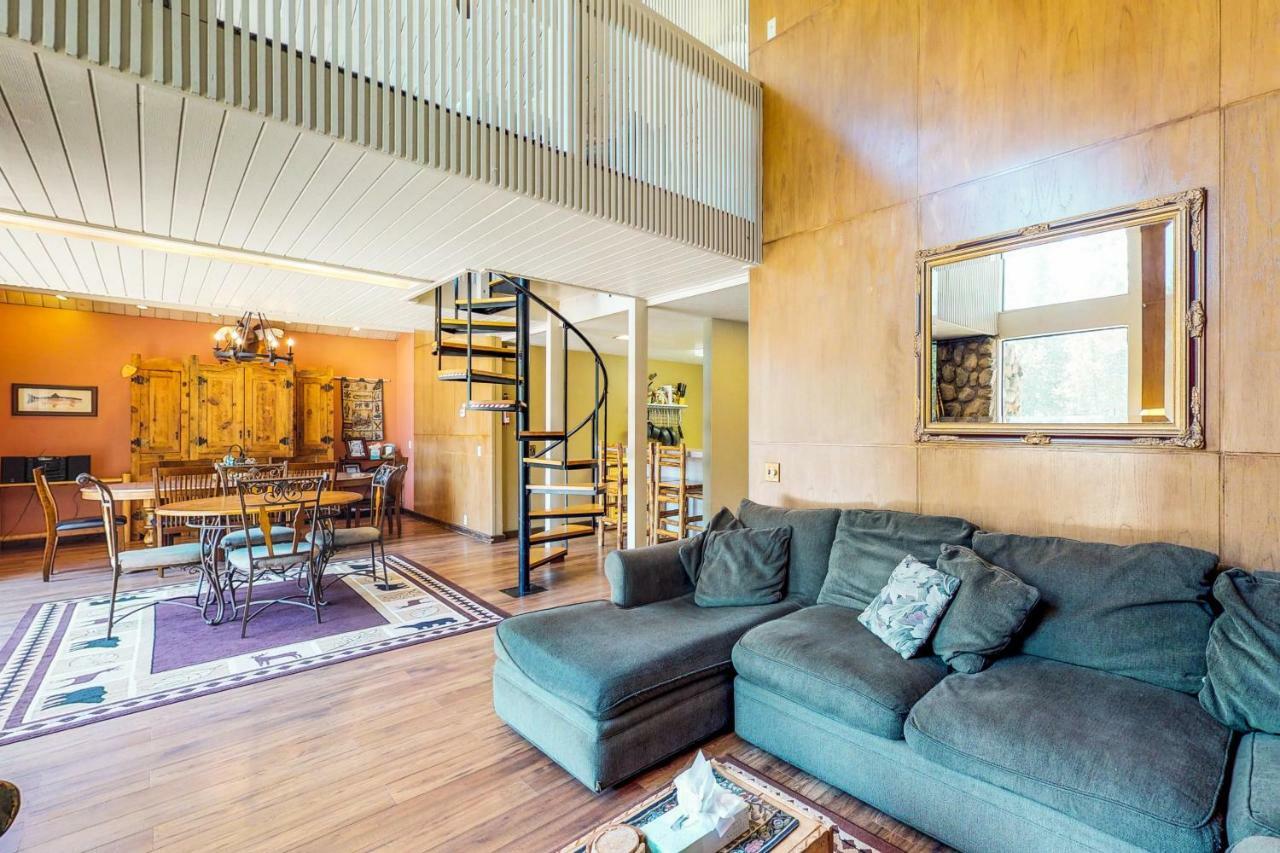 Вилла Waterfront Apres' Ski Cabin Саус Лэйк Тахо Экстерьер фото