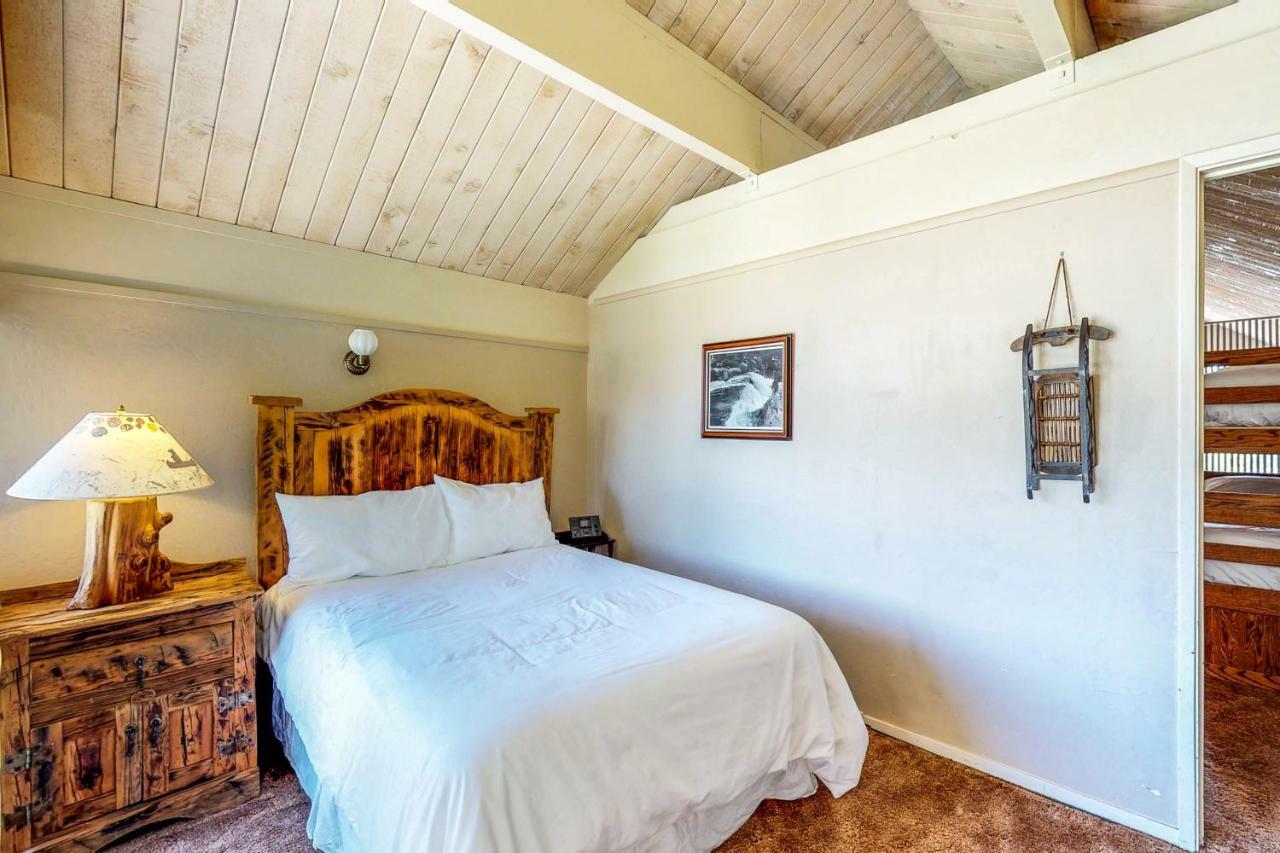 Вилла Waterfront Apres' Ski Cabin Саус Лэйк Тахо Экстерьер фото
